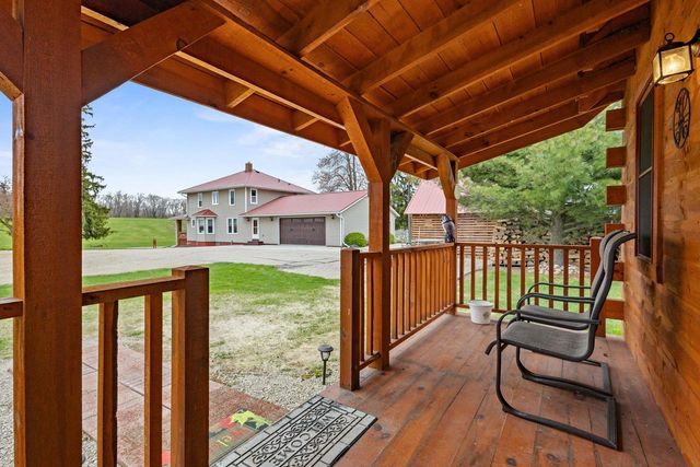 E721 COUNTY ROAD MM, Iola, WI 54945