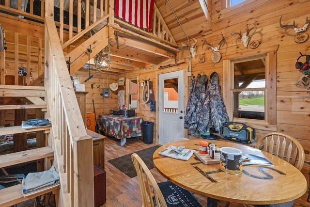 E721 COUNTY ROAD MM, Iola, WI 54945