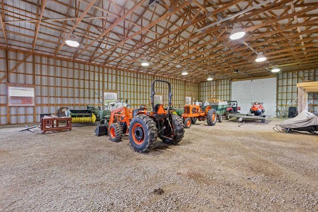 E721 COUNTY ROAD MM, Iola, WI 54945