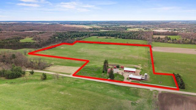 E721 COUNTY ROAD MM, Iola, WI 54945