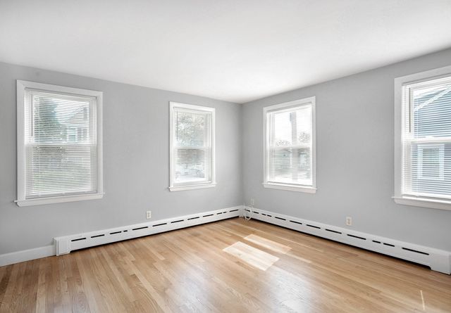 641 Nantasket Ave, Hull, MA 02045