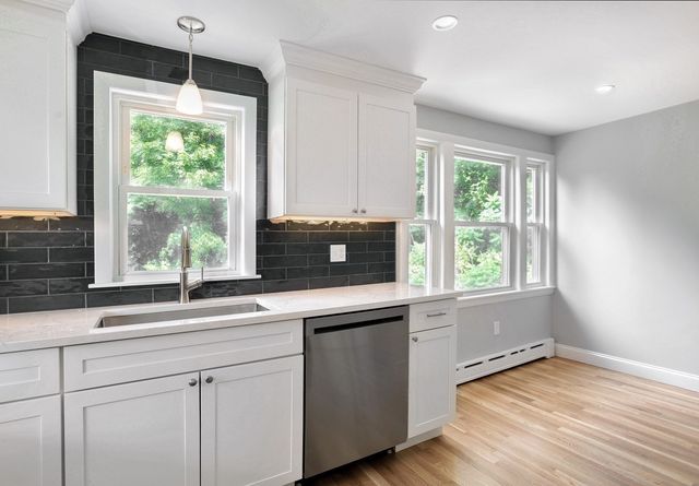 641 Nantasket Ave, Hull, MA 02045