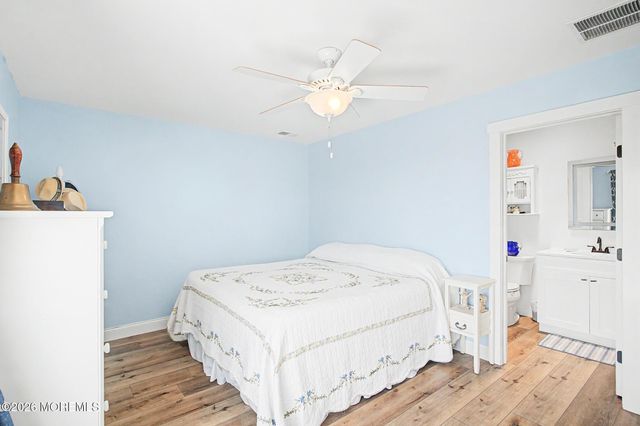 418 Dock Road, West Creek, NJ 08092
