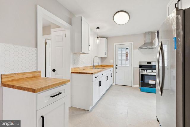 643 CONCORD CIR, Ewing, NJ 08618