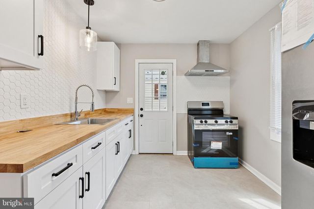 643 CONCORD CIR, Ewing, NJ 08618