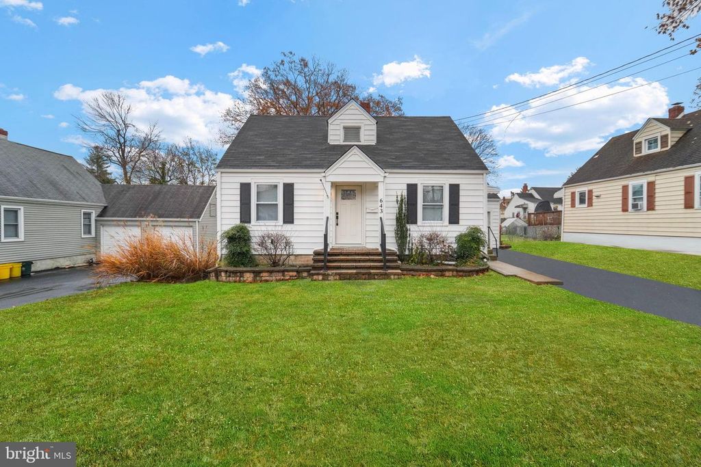 643 CONCORD CIR, Ewing, NJ 08618