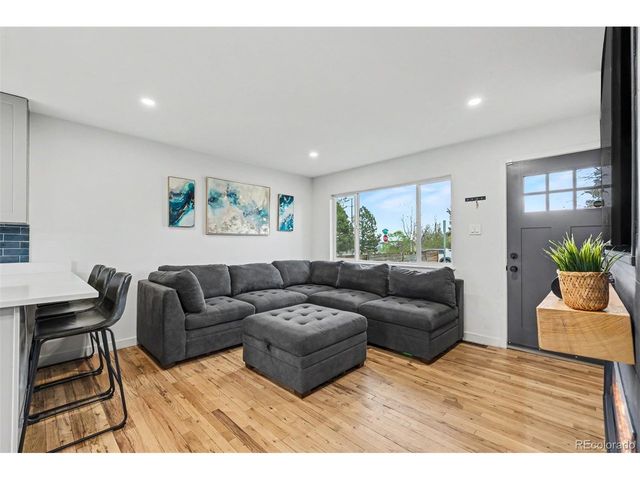 1085 N Wolff St, Denver, CO 80204