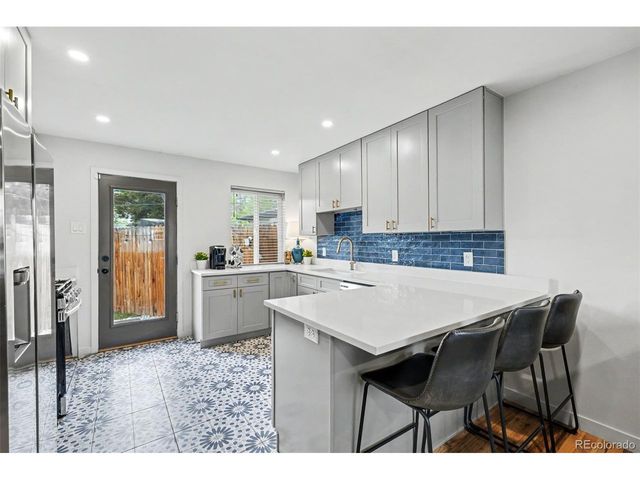 1085 N Wolff St, Denver, CO 80204