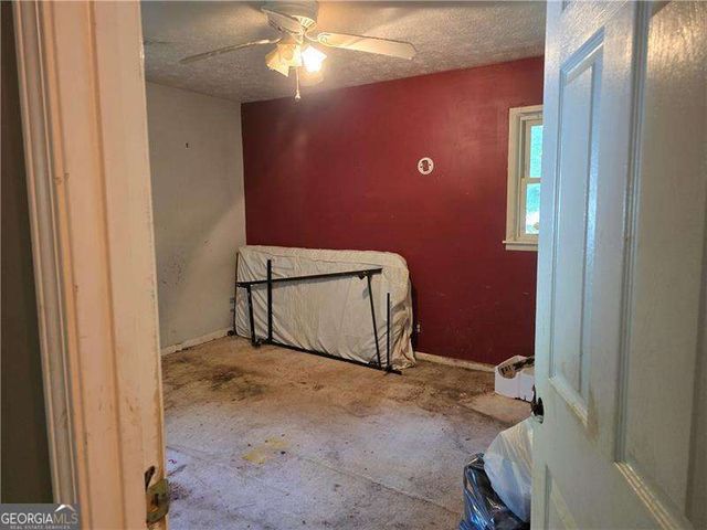 1431 Mohawk Drive, Lawrenceville, GA 30043