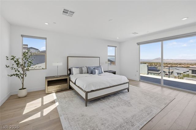 1992 Canyon Highlands Drive, Henderson, NV 89052