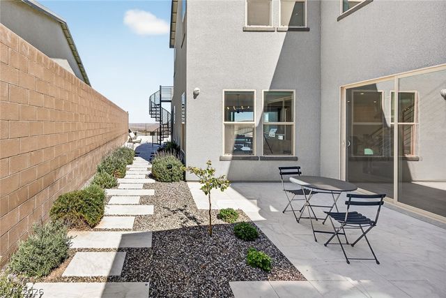 1992 Canyon Highlands Drive, Henderson, NV 89052