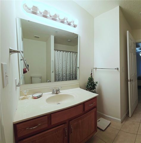 1 Coraopolis Rd 203, Kennedy Twp, PA 15108