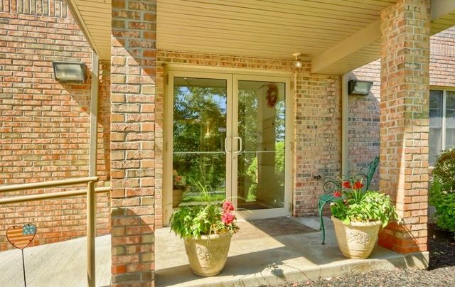 1 Coraopolis Rd 203, Kennedy Twp, PA 15108