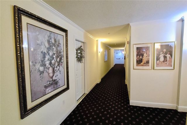 1 Coraopolis Rd 203, Kennedy Twp, PA 15108