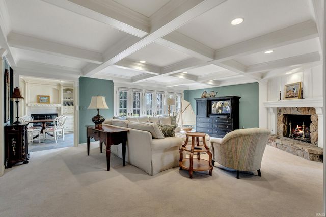 2818 Little Turtle Trail, Fort Wayne, IN 46804