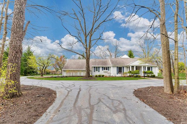 2818 Little Turtle Trail, Fort Wayne, IN 46804