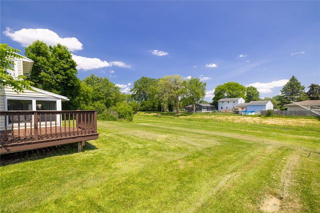 20 Notre Dame Drive, Henrietta, NY 14623