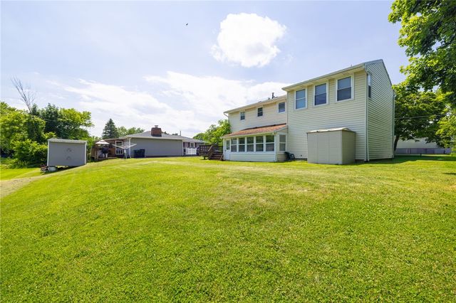 20 Notre Dame Drive, Henrietta, NY 14623