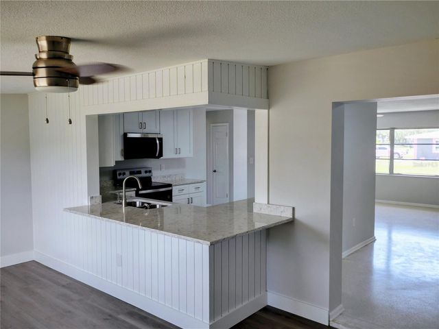 5004 22ND AVENUE W, Bradenton, FL 34209