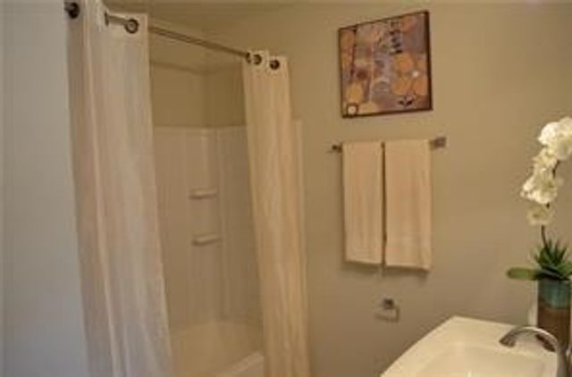 189 Merlin Way, Euless, TX 76039