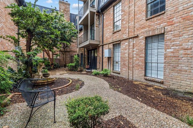 2400 N Braeswood Boulevard 123, Houston, TX 77030