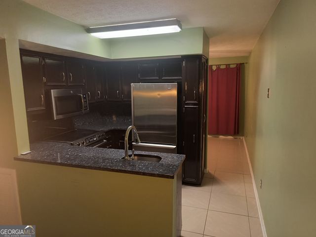 105 Governors Drive, Forest Park, GA 30297