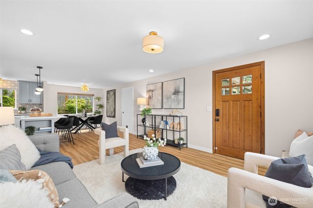 5442 30th Avenue SW, Seattle, WA 98126