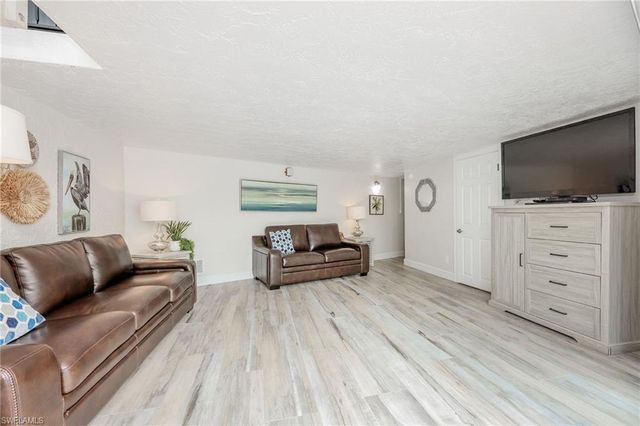 1007 Anglers CV J204, Marco Island, FL 34145