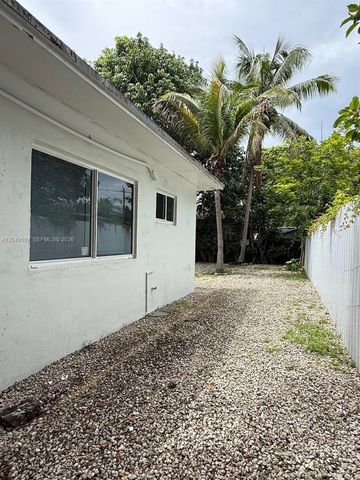 6723 NE Miami Pl 6725, Miami, FL 33138