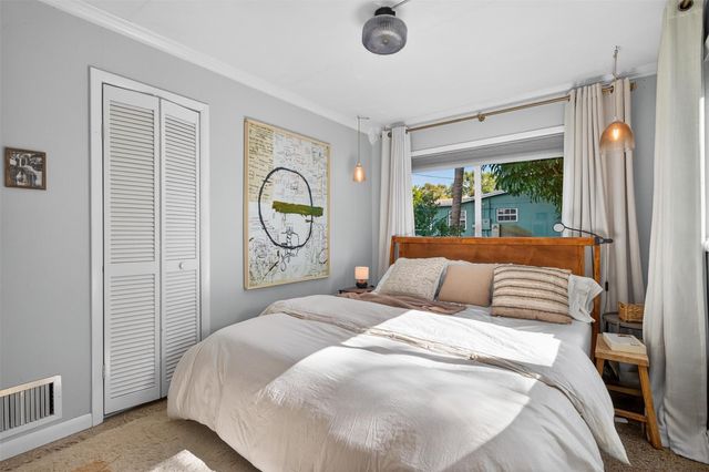 780 NW 33rd Street, Oakland Park, FL 33309