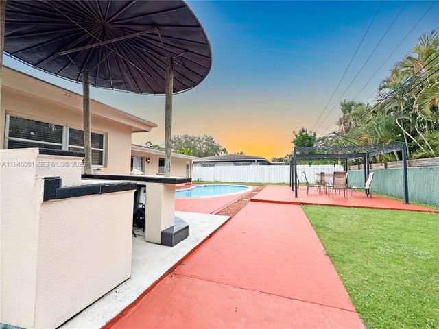 6210 NE 21st Rd, Fort Lauderdale, FL 33308