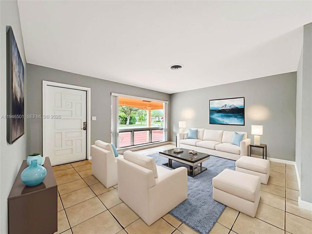 6210 NE 21st Rd, Fort Lauderdale, FL 33308