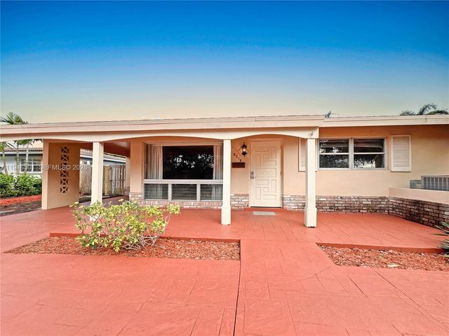 6210 NE 21st Rd, Fort Lauderdale, FL 33308