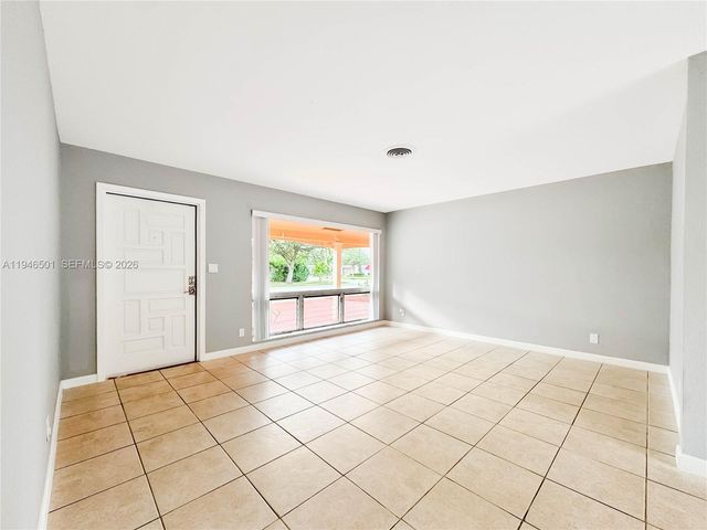 6210 NE 21st Rd, Fort Lauderdale, FL 33308