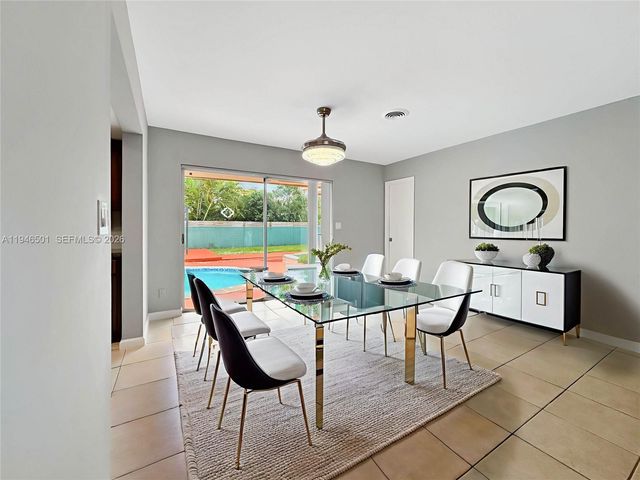 6210 NE 21st Rd, Fort Lauderdale, FL 33308