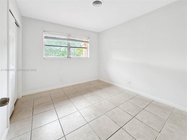 6210 NE 21st Rd, Fort Lauderdale, FL 33308