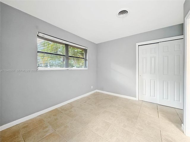 6210 NE 21st Rd, Fort Lauderdale, FL 33308