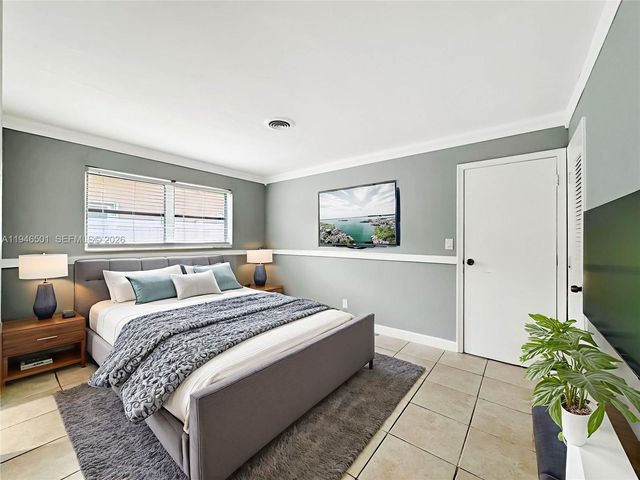 6210 NE 21st Rd, Fort Lauderdale, FL 33308