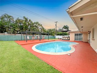 6210 NE 21st Rd, Fort Lauderdale, FL 33308