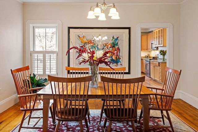 48 Hawthorn Street, Cambridge, MA 02138