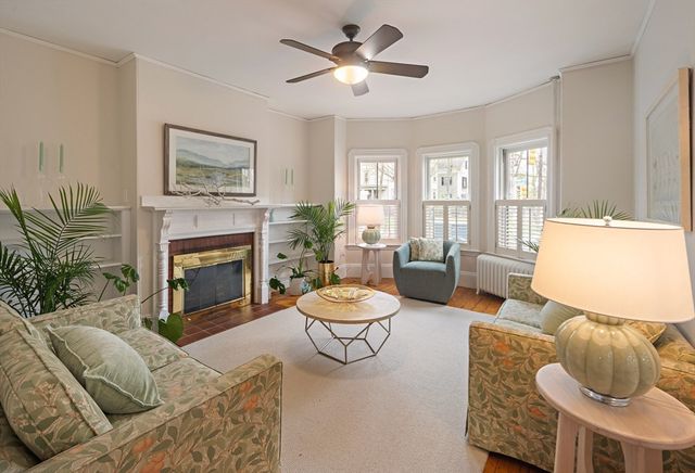 48 Hawthorn Street, Cambridge, MA 02138