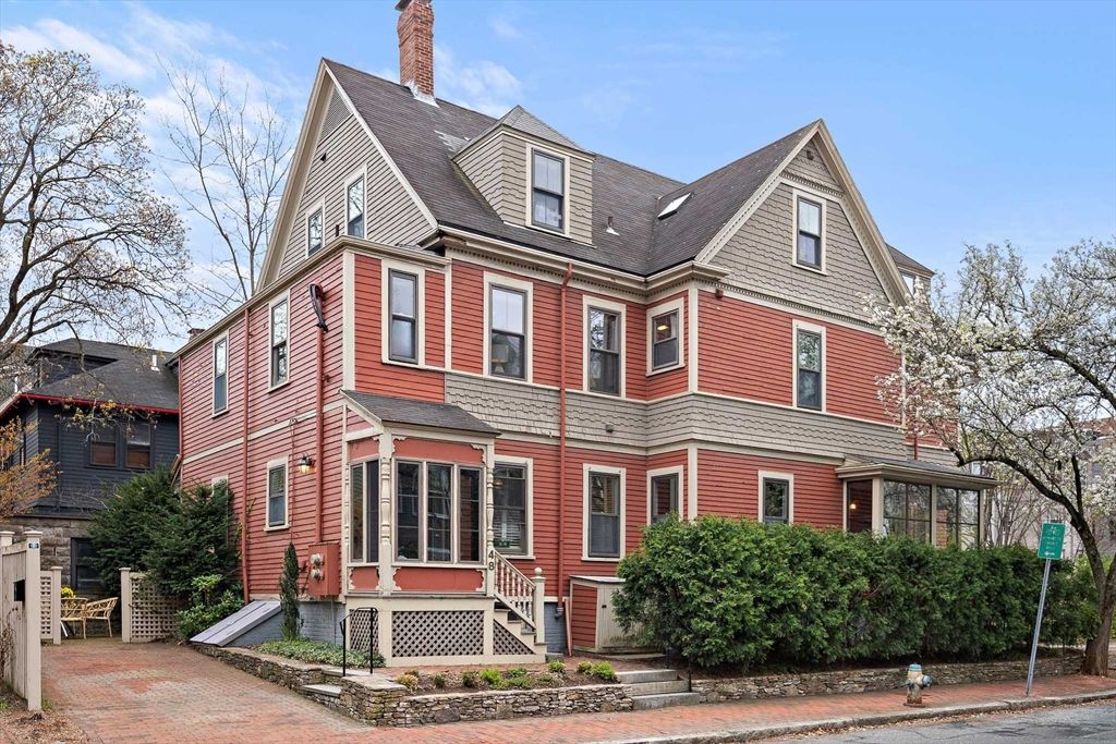 48 Hawthorn Street, Cambridge, MA 02138