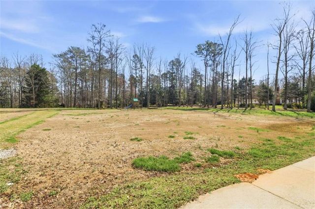 26 Ashland Drive, Commerce, GA 30529