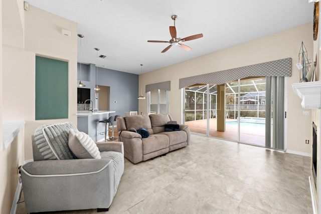 4302 RIVER CLOSE BOULEVARD, Valrico, FL 33596