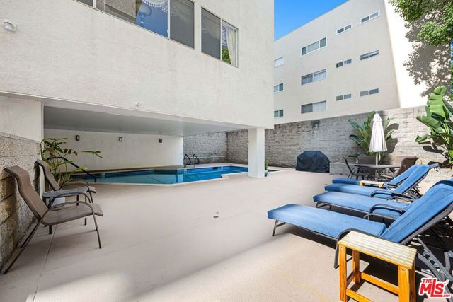 321 N Oakhurst Drive 601, Beverly Hills, CA 90210