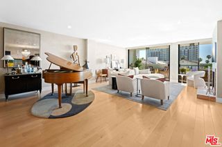 321 N Oakhurst Drive 601, Beverly Hills, CA 90210