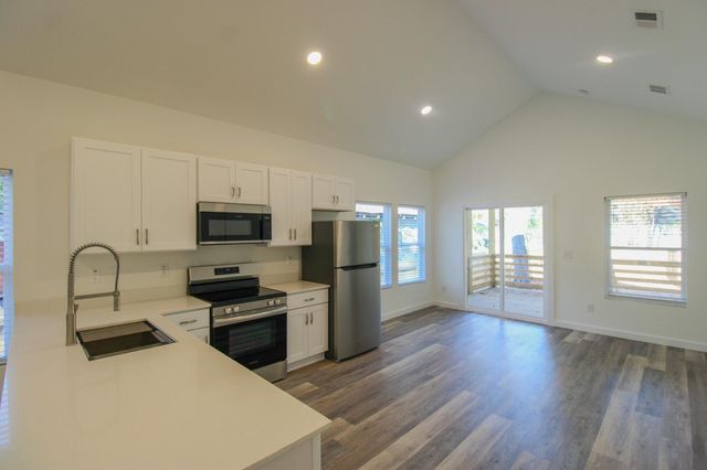 1922 Harper Street, North Charleston, SC 29406