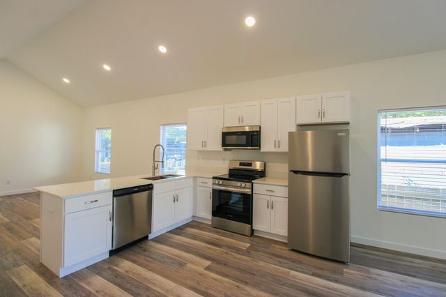 1922 Harper Street, North Charleston, SC 29406