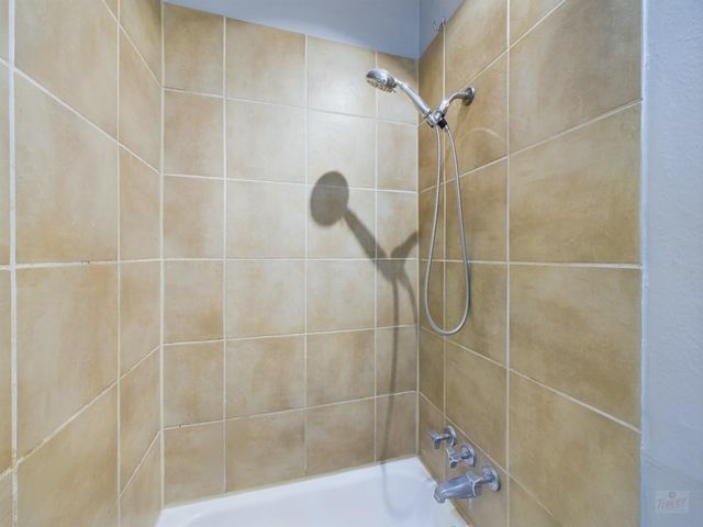 4306 Avenue A Ave 114, Austin, TX 78751