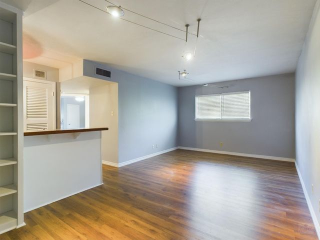 4306 Avenue A Ave 114, Austin, TX 78751